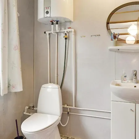 Nice In Vaeggerlose W/ Wifi And 3 Bedrooms Casa vacanze Bøtø By